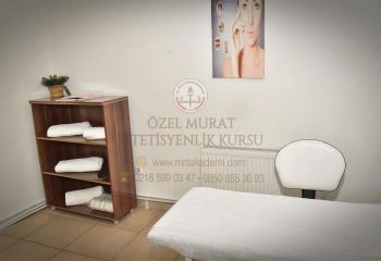 mrt-akademi-estetisyenlik-kursu-uygulama-odasi-2