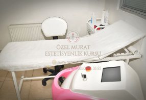 mrt-akademi-estetisyenlik-kursu-uygulama-odasi-3